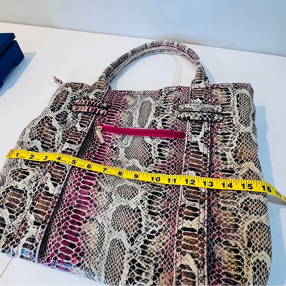 Faux Leather Multicolor Rattlesnake Textured Pattern Large Tote Bag Zippered 14" - Picture 9 of 11